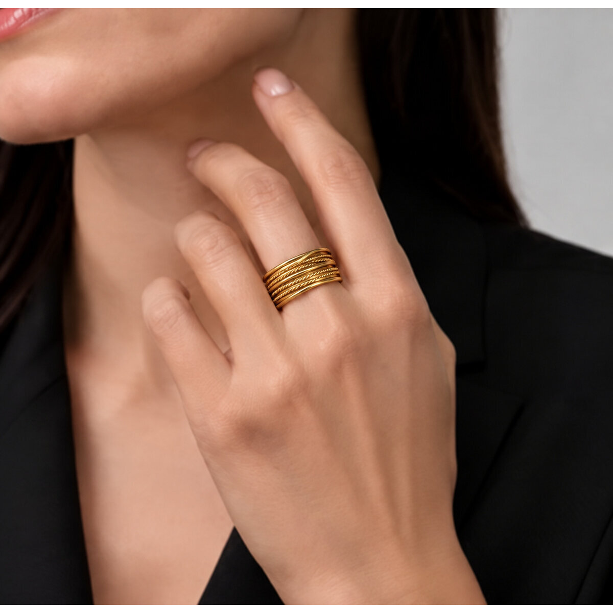 Seven-Band Brass Ring � Smooth and Twisted Bands