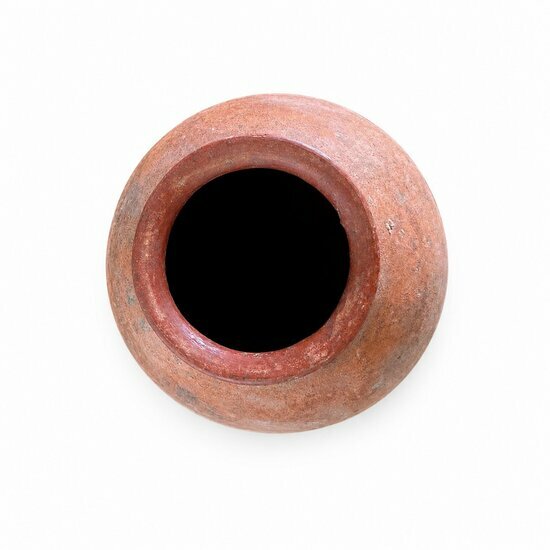 mali-terracotta-vase-top-view-handcrafted-clay-opening