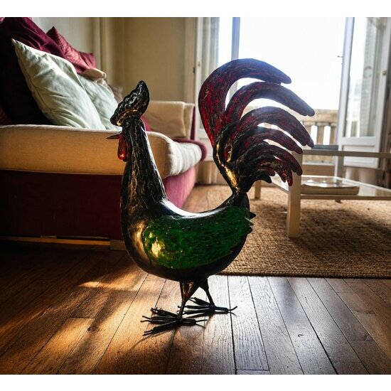 recycled-metal-rooster-rustic-colorful-living-room-interior-decor
