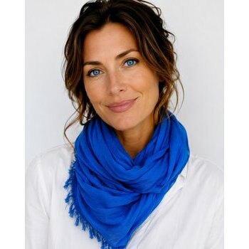 electric-blue-tuareg-cheche-woman-artisan-cotton-scarf-wrap