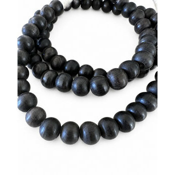 Natural Ebony Beads � Handmade Black Wood Necklace Detail