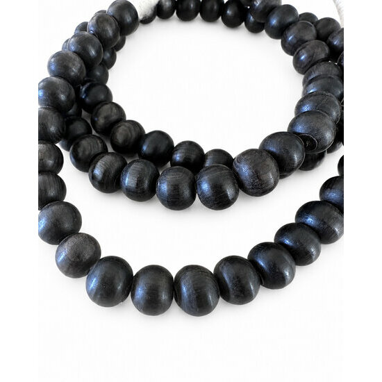Natural Ebony Beads � Handmade Black Wood Necklace Detail