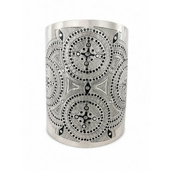 Wide Mauritanian Silver Alloy Cuff – Handmade Engraved Bracelet Wide Mauritanian Cuff – Silver Alloy Bracelet with Engraved Patterns