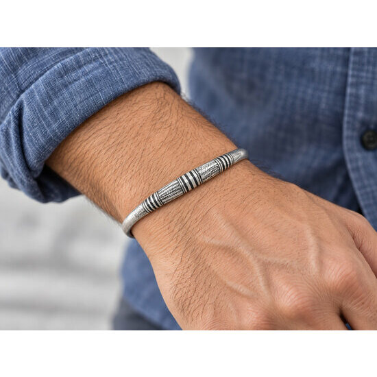 Black & Silver Cuff Bracelet � Slim Adjustable Handmade Design
