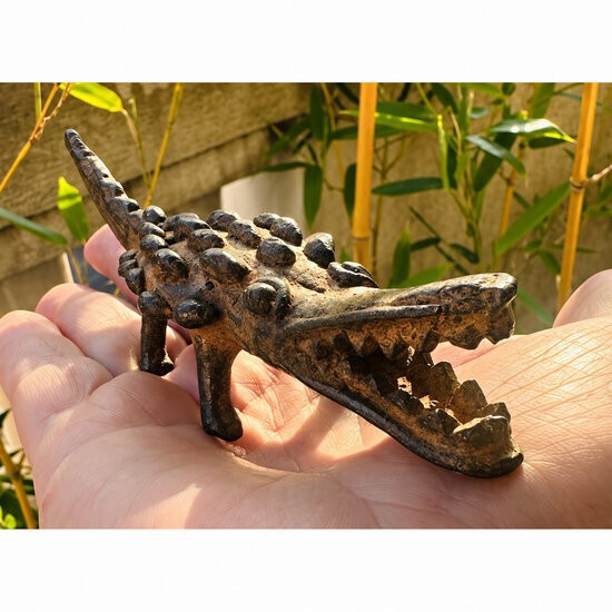 Bronze Crocodile Sculpture – Handmade Animal Statue 19 cm Bronze Crocodile Statue – Collectible Animal Sculpture