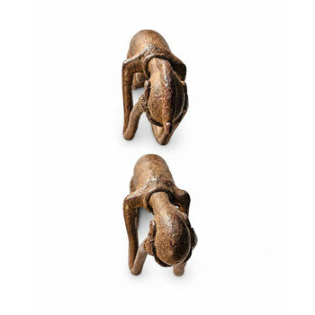 Couple Dogon en laiton – Deux statuettes assises, 18 cm Pair of Brass Dogon Sculptures, 18 cm – View from Above