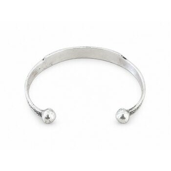 Open Silver Alloy Cuff Bracelet � Inside View and Rounded Ends